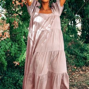 COPY - Happy Tiers Blush Striped Puff Sleeve Midi…